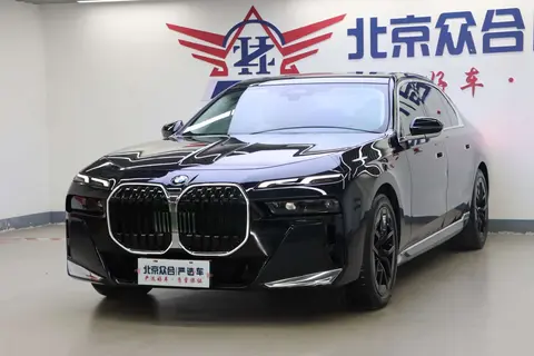 二手宝马735Li：准新一手车，轻混加持，宜商宜家之选
