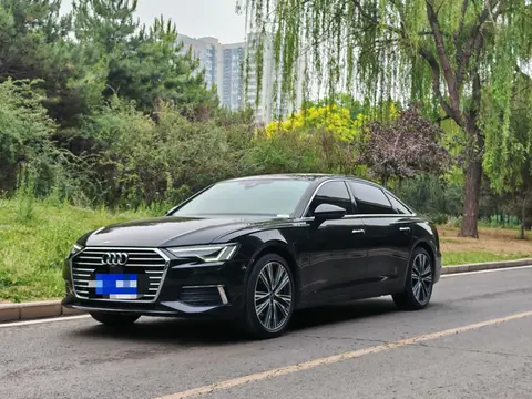 22年奥迪A6L，四驱臻选，宜商宜家好选择，26万多