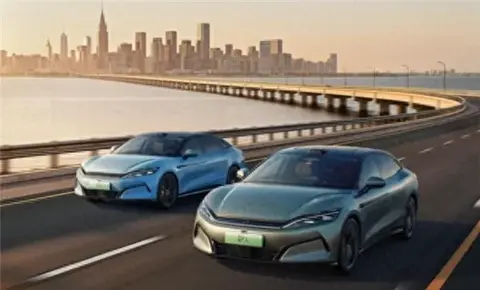 特斯拉跌惨，比亚迪暴涨！德国街头这一幕，中国制造争气